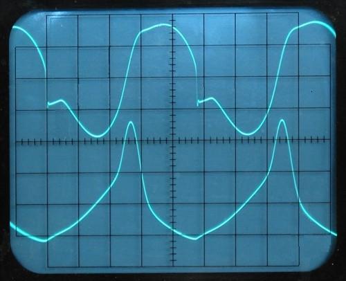 CRO-8-seul-1xEL34-Vo-6dB-4.3Vo-16Hz-No-RL-Vo-Iac.jpg